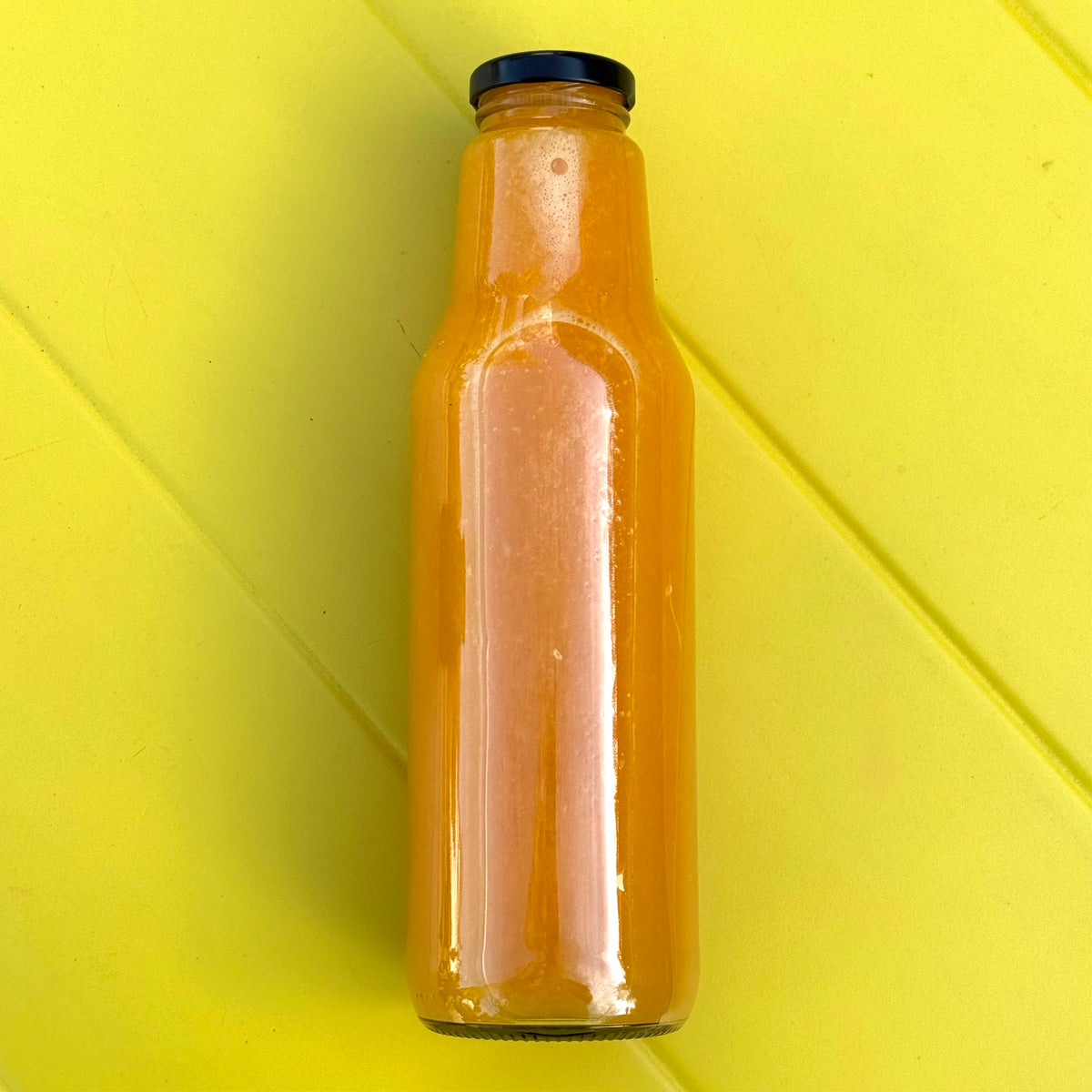 SOK ŚWIEŻO WYCISKANY 0,7L
